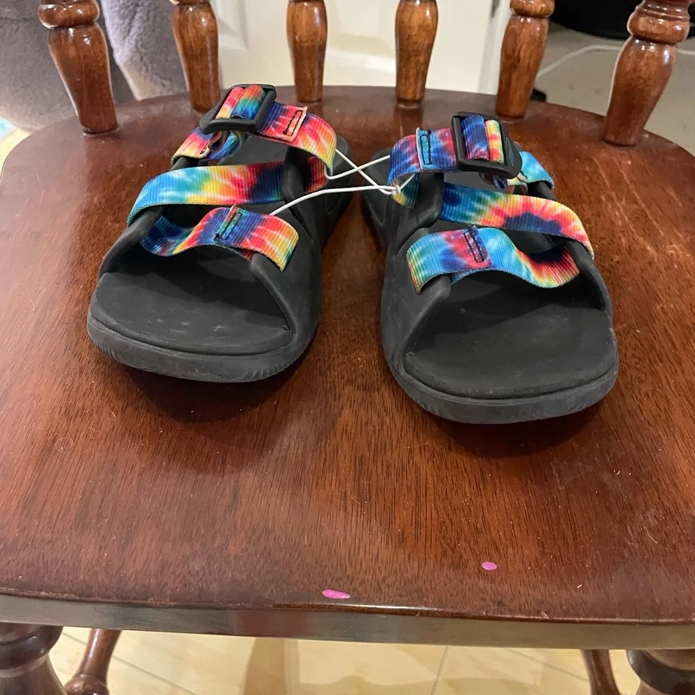 Chaco Kids size 4‎ multi-color slides